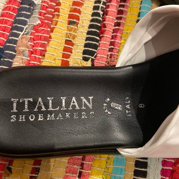 Black and white womens sandals - Picture 3 of 3